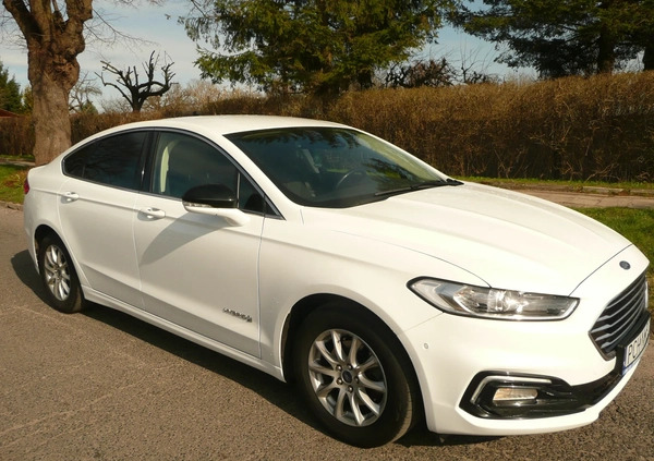 Ford Mondeo cena 77900 przebieg: 78600, rok produkcji 2019 z Koszalin małe 631